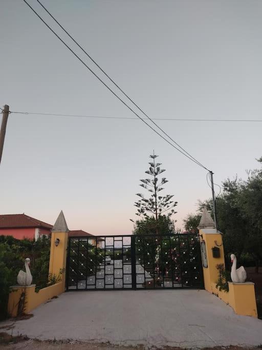 Casa Dei Fiori Villa Sarakinádhon Kültér fotó